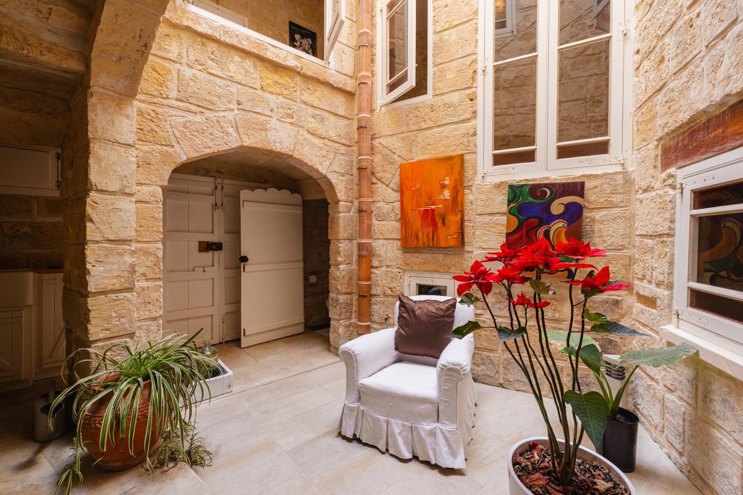 Villa Tranquility Haven Rabat Exterior foto